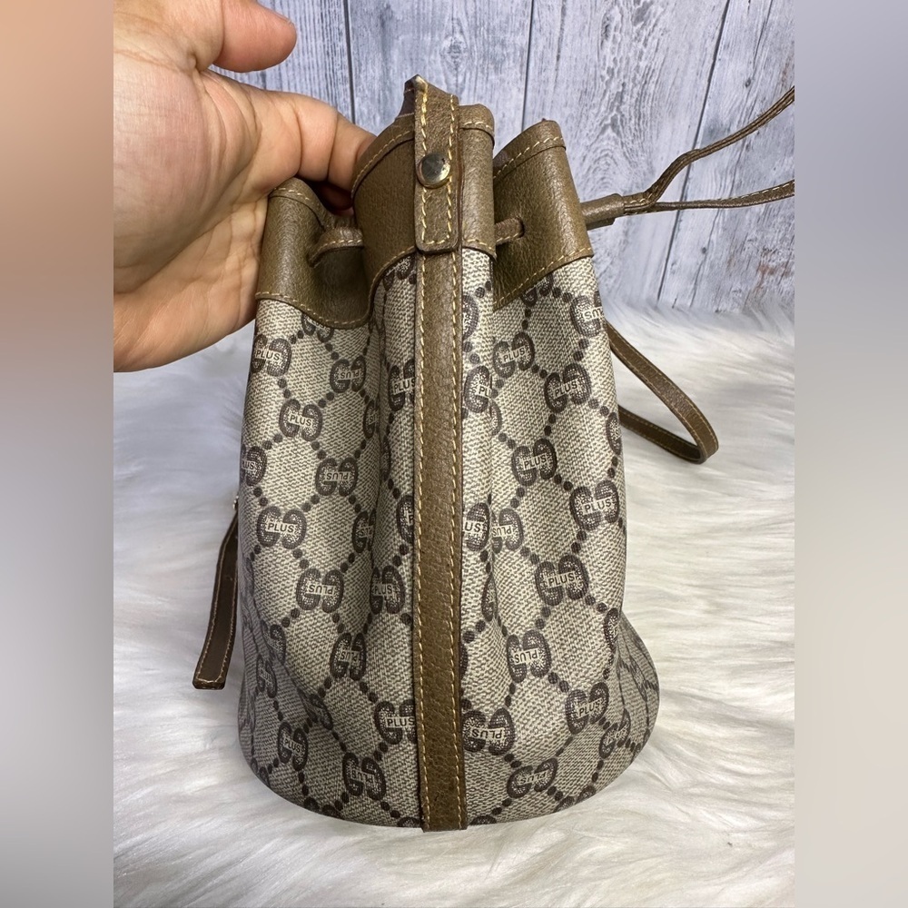 GUCCI monogram mini bucket bag - Picture 7 of 17